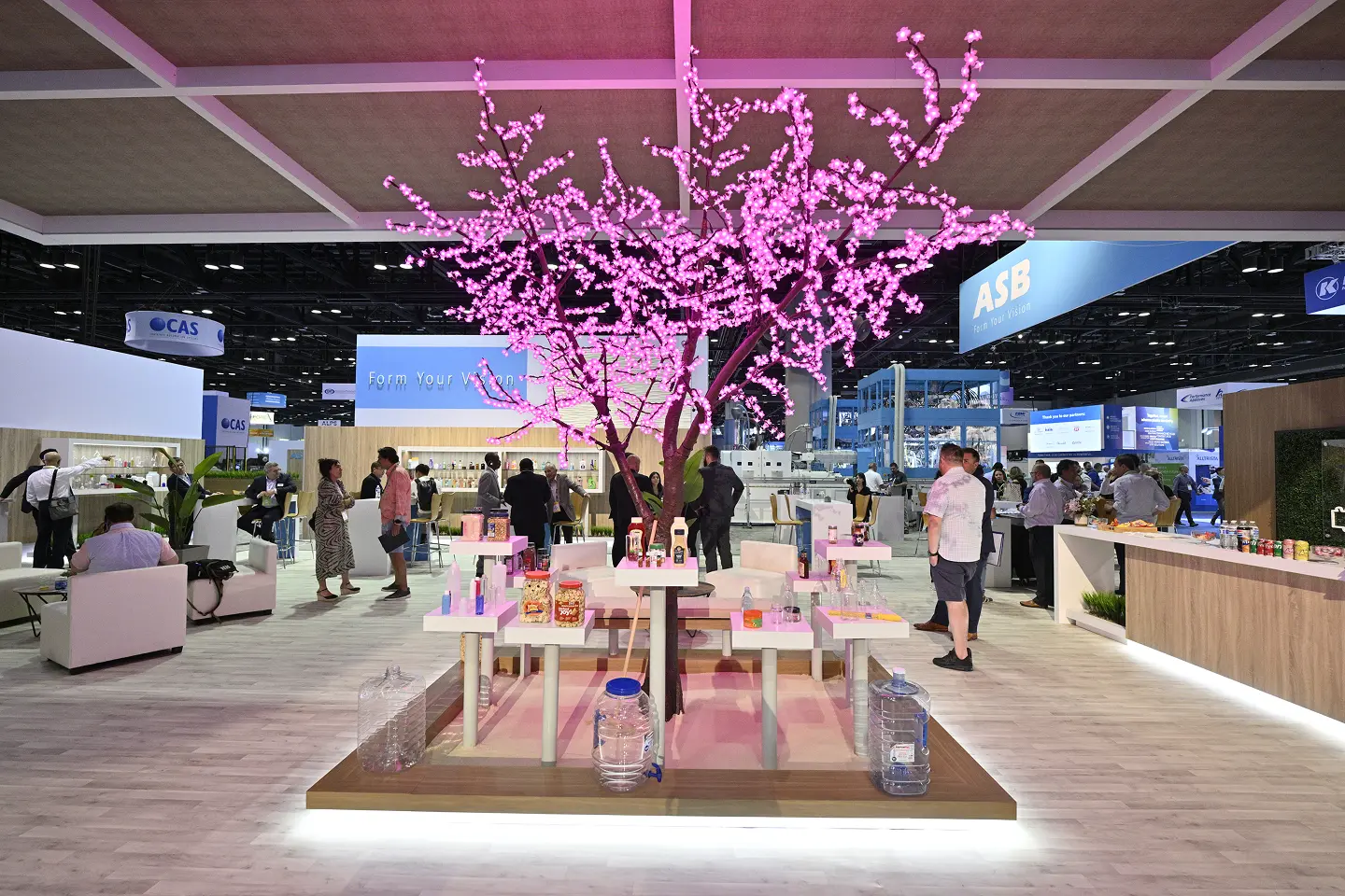 whoattend_gallery_04